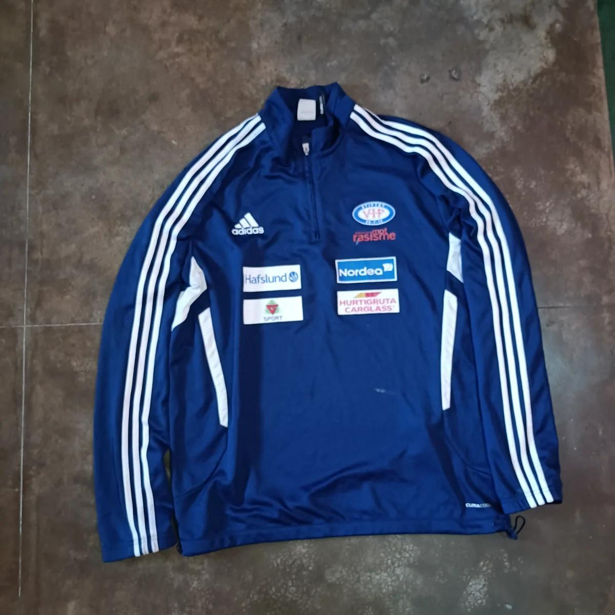 Training adidas jersey